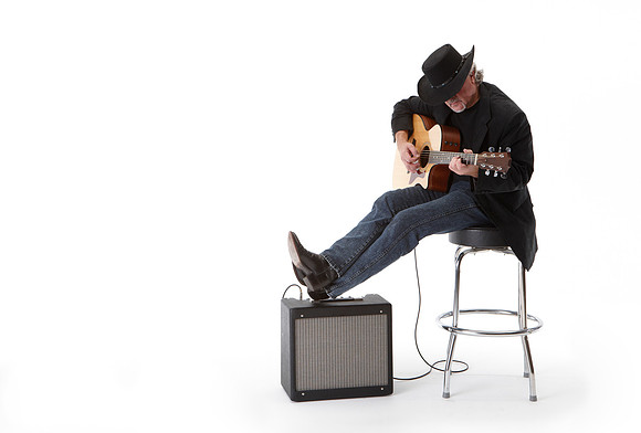 Solo guitar player